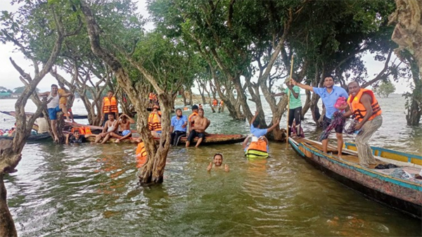 অপার সৌন্দর্যের লীলাভূমি টাঙ্গুয়ার হাওর